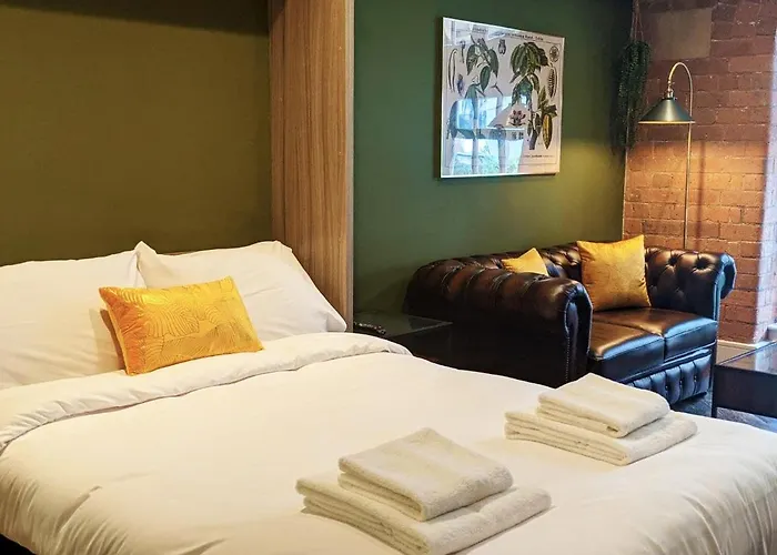 The Botanist\'S Hideout - Luxury Retreat With Parking