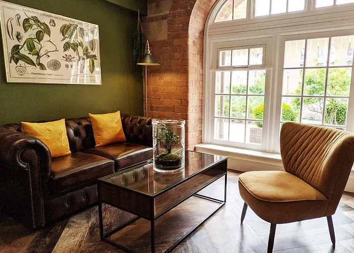The Botanist\'S Hideout - Luxury Retreat With Parking